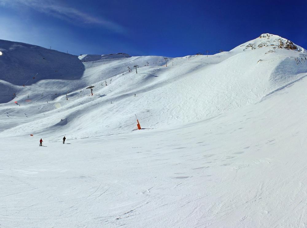 Yomo Patagonia Hotell Arinsal Exteriör bild