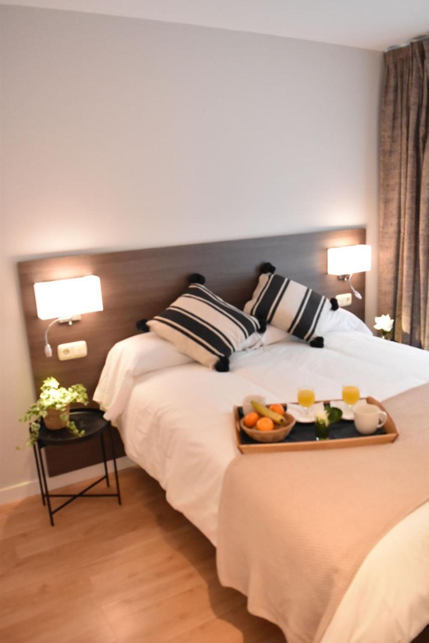 Yomo Patagonia Hotell Arinsal Rum bild